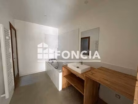 maison de ville à louer