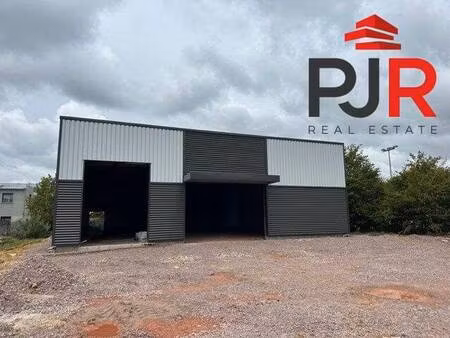 local commercial à vendre