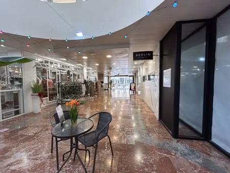 local commercial à louer