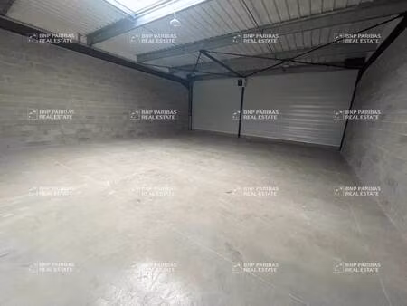 local d'activités à vendre