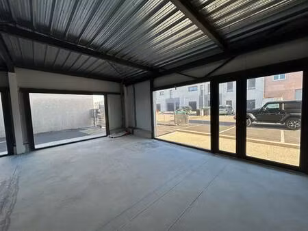 local commercial à vendre