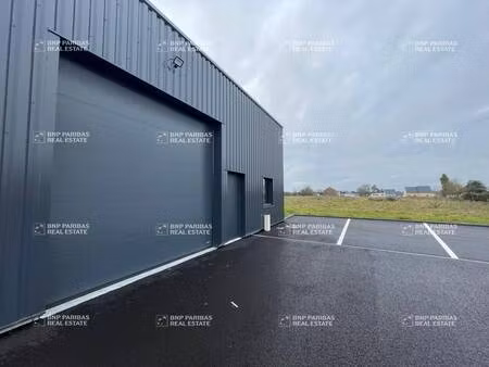 local d'activités à vendre