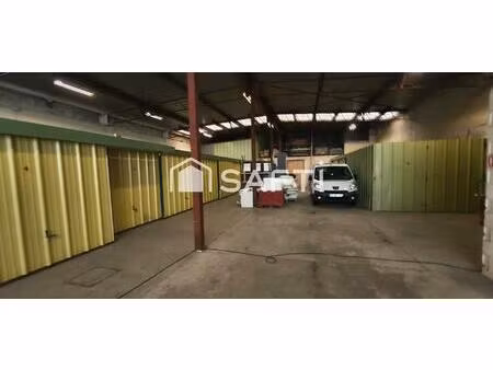 vente commerce 16 pièces 2445 m² la queue-les-yvelines (78940)