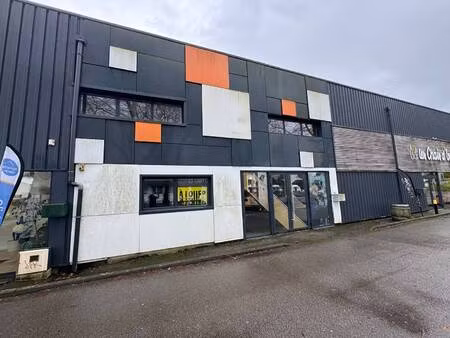 local d'activités à louer