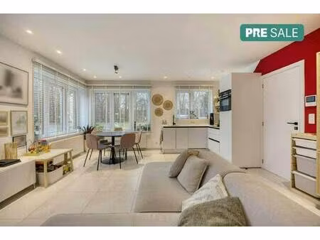 gelijkvloers appartement met prachtige zuid-tuin en garage