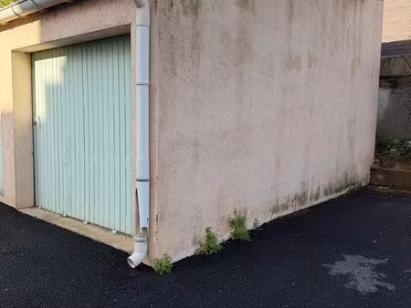 garage box fermé beziers face auchan