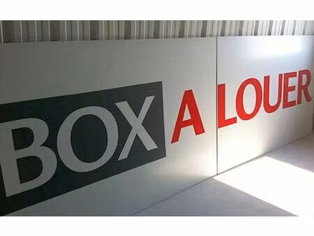 location stationnement  m² t- à vincennes  150 €