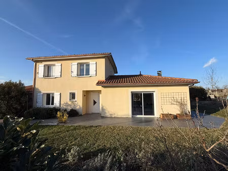 vente maison 5 pièces 131 m² grigny-sur-rhône (69520)