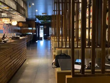 vente restaurant 300 m²