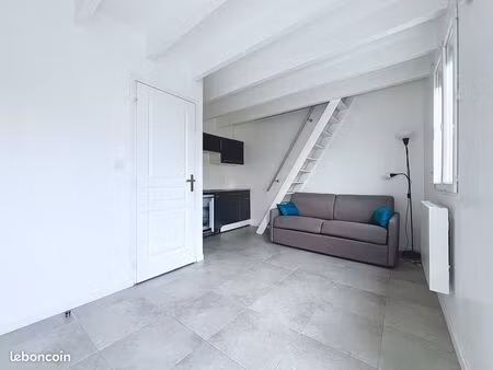 studio meuble avec mezzanine en rdc sur rue