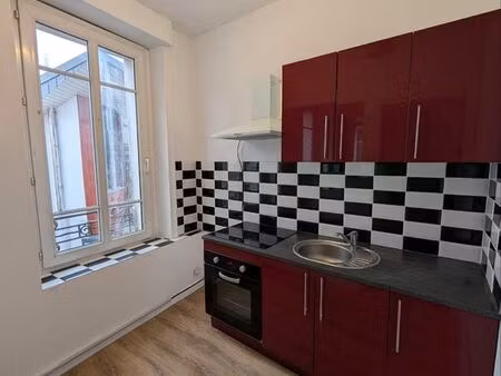 joli et lumineux t2 de 46 m2 au centre-ville de quimperlé