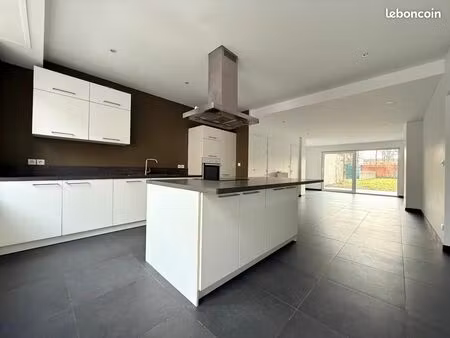 maison de ville 4 pièces 124 m²