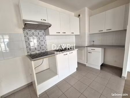appartement 3 pièces 64 m²