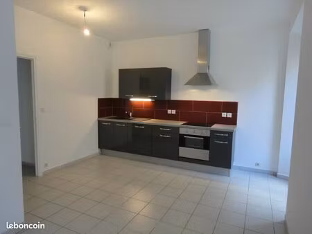 location appartement aubenas