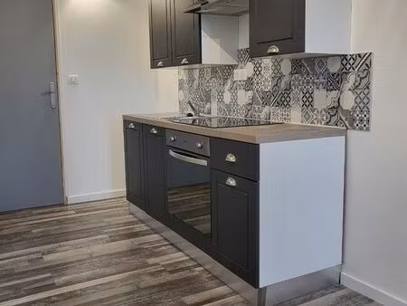 joli appartement studio face hopital de riom