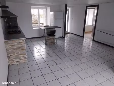 location appartement de 50 m2  avec terrasse privatif