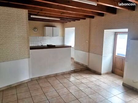 à louer – saint-jean-des-ollières - petite maison indépendante de 50 m²