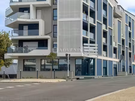 local commercial à louer