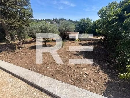 terrain constructible viabilisé à vendre