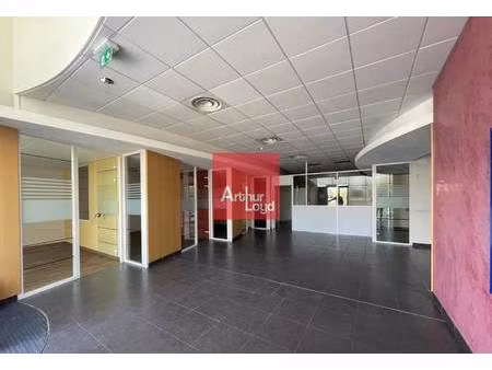 local commercial à louer