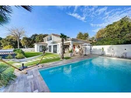 maison de luxe à vendre à aix-en-provence : 1 186 500 € | 160m²