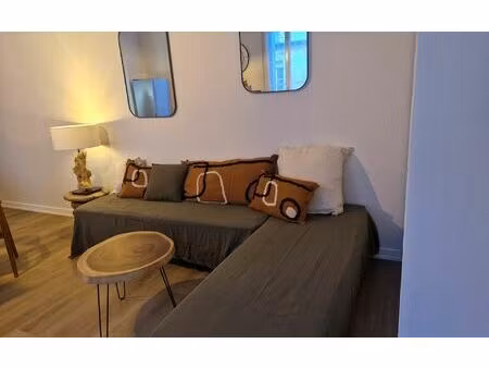 location appartement  48 m² t-2 à rochefort  695 €