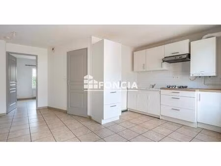 exclusivite ponte de claix - centre ville proche mairie