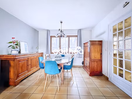 maison familiale semi-individuelle