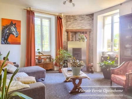 « india » maison t9 – 6 chambres – 205 m² + dépendances 180m² - sur terrain 3320 m² à sali