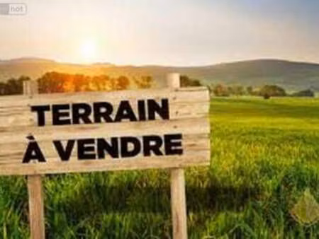 vente terrain à saint-viaud (44320) : à vendre / 718m² saint-viaud