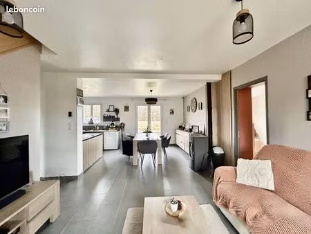 pavillon 6 pièces 110 m²