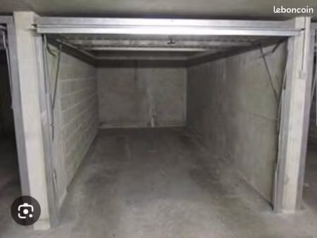 garage à louer saint fons centre