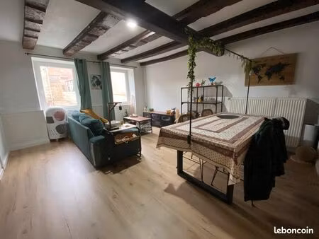 f3 en rdc de 79.84 m²