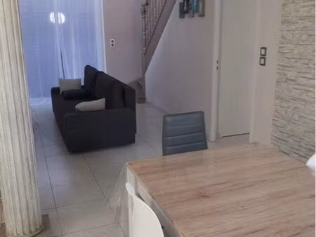 appartement 3 chambres  terrasse  parking  est toulon