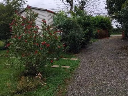 ariége midi pyrénées sur propriété avec grand espace vert à castelnau durban agréable loge