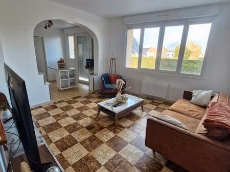 loue maison à ficheux