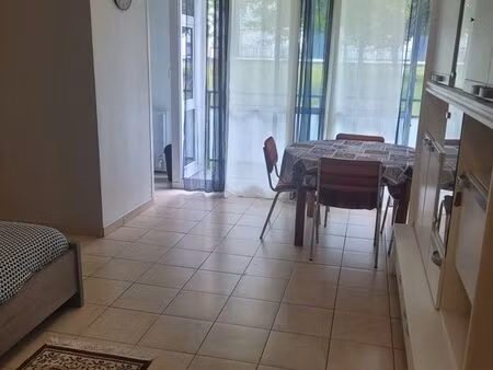 tours parc grandmont  f1bis meublé  impeccable