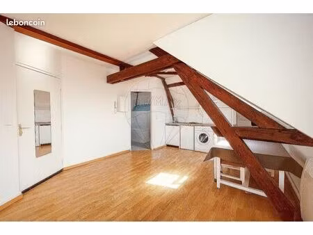 studio 19 m2 rue gambetta sainte savine. proche gare de troyes