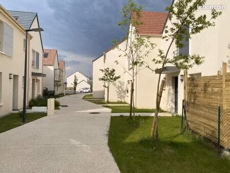 maison 4 pièces 85 m²