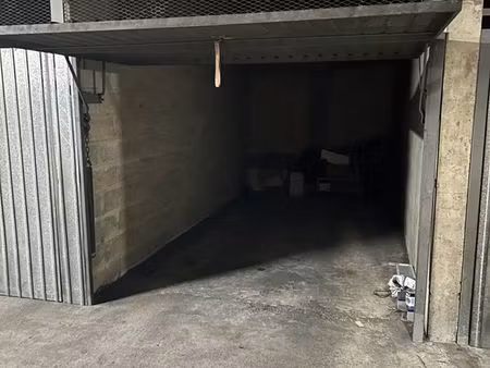 place parking salon rétro mobile / retromobile porte de versailles