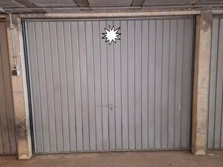 garage à louer