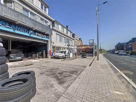 rez commercial avec bail en cours