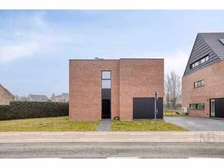 moderne en energiezuinige nieuwbouwwoning te koop!
