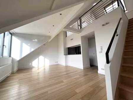 duplex lumineux à louer