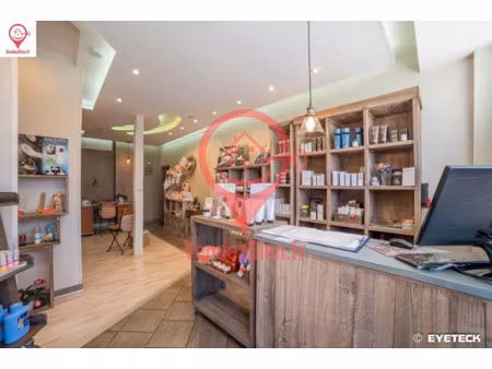 vente locaux professionnels à bourges (18000)  150 000 €