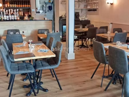 vente locaux professionnels à chateaulin (29150)  139 000 €