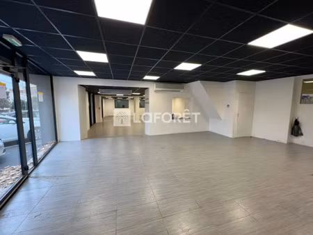 vente locaux professionnels 5 pièces 300 m² à istres (13800)  55 000 €