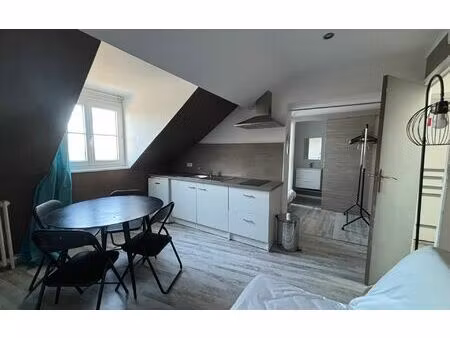 location appartement  16.8 m² t-2 à châteaubriant  536 €