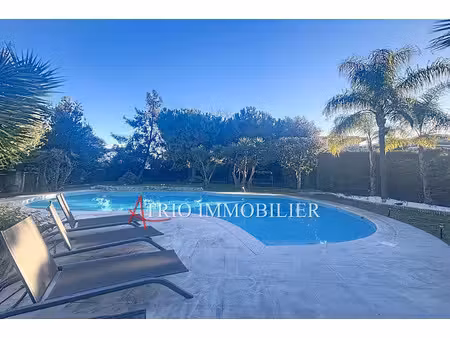 location meublée villa 5 pièces 276 m² à cagnes-sur-mer (06800)  7 500 €