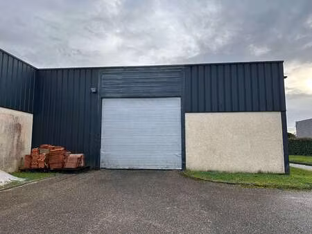 location bureaux et commerces à mérignac (33700) : à louer / 280m² mérignac